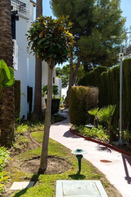 Luxury Apartamento En Rio Real Marbella Exterior foto